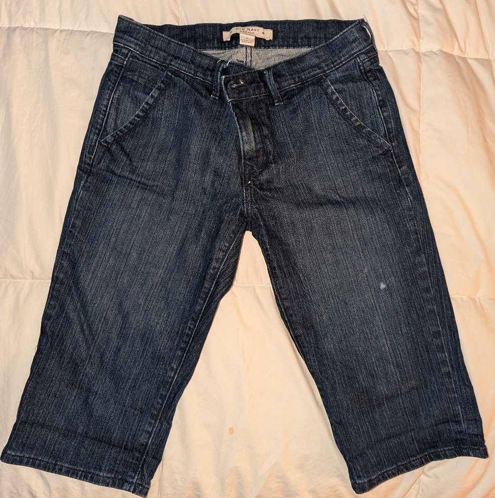 Old Navy Capri size 8